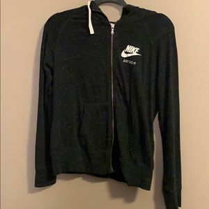 Women’s Nike grey zip-up hoodie sz: medium